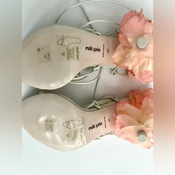 Cult Gaia Off White Effie Flower Petal Heel Strappy Sandals 36 6 Lace Up Wedding - Picture 2 of 13